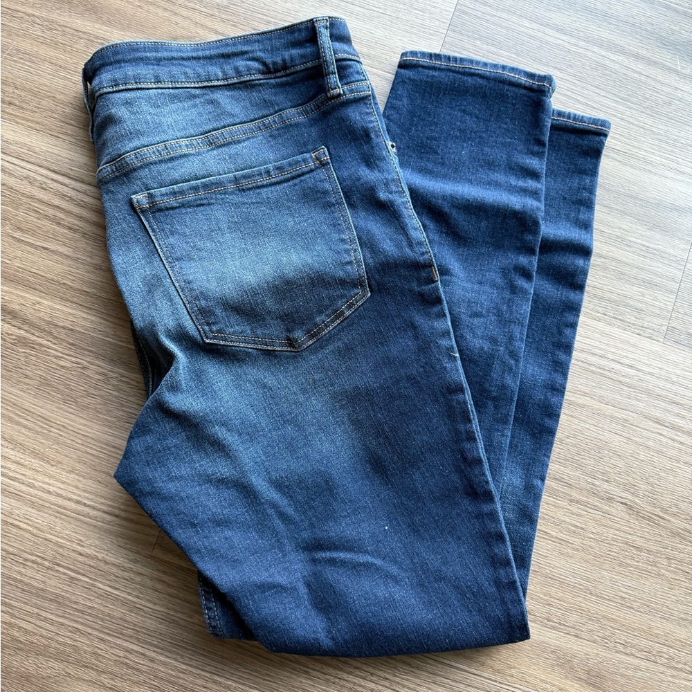 Old Navy Mid-Rise Rockstar Super Skinny Jeans - 16
